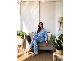 Pijama Longo Estampado Poá Azul. 
